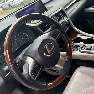 صورة مصغرة 62 لـ 2019 Lexus RX 350 BASE