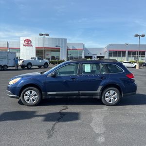 SUBARU OUTBACK BASE - 3