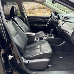 2017 Nissan ROGUE SL — миниатюра 33
