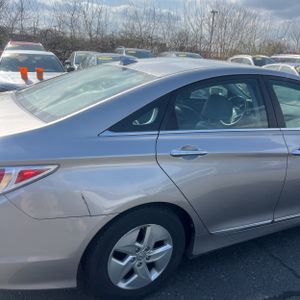 HYUNDAI SONATA HYBRID BASE - 9