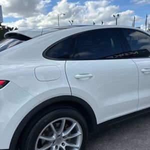 Porsche Cayenne - 8