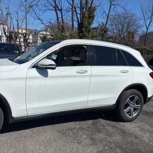 MERCEDES-BENZ GLC - 4