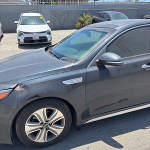 صورة 2 لـ 2018 KIA OPTIMA HYBRID EX