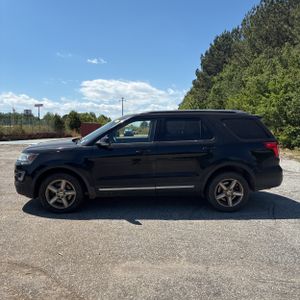 FORD EXPLORER XLT - 3