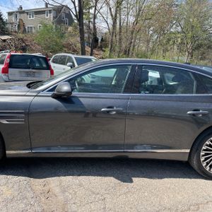 GENESIS ELECTRIFIED G80 BASE - 4