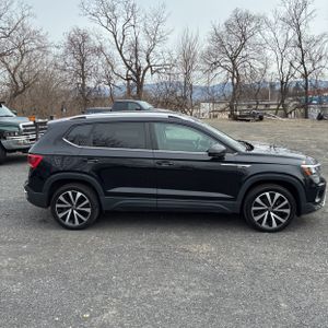 VOLKSWAGEN TAOS SE - 10