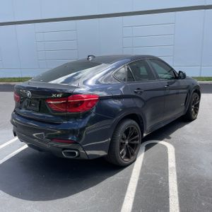 BMW X6 XDRIVE35I - 8