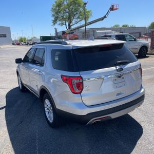 FORD EXPLORER XLT - 5