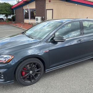 VOLKSWAGEN GOLF GTI SE - 2