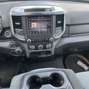 صورة مصغرة 37 لـ 2019 RAM 1500 BIG HORN