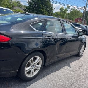 FORD FUSION SE - 9