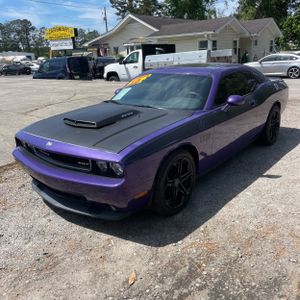 DODGE CHALLENGER SRT8 - 1