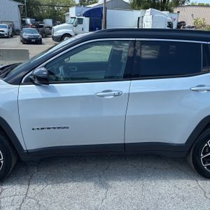 2025 JEEP COMPASS LIMITED photo 4