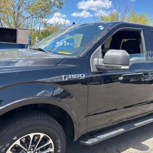 FORD F-150 XLT - 2