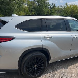 2023 Toyota HIGHLANDER XSE 照片 9