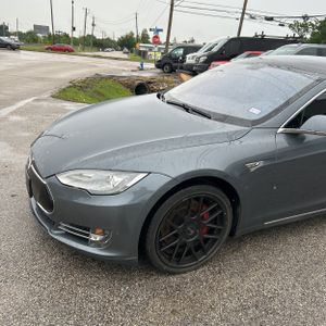 TESLA MODEL S BASE - 2