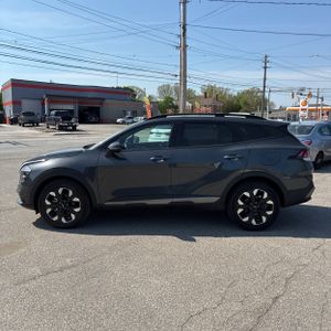 KIA SPORTAGE X-LINE - 3