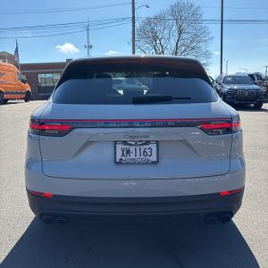 PORSCHE CAYENNE PLATINUM EDITION - 7