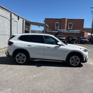 BMW X1 XDRIVE28I - 10
