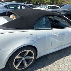 BMW 6-SERIES 650I - 8