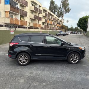 FORD ESCAPE SE - 10