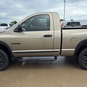 DODGE RAM 1500 SLT - 4