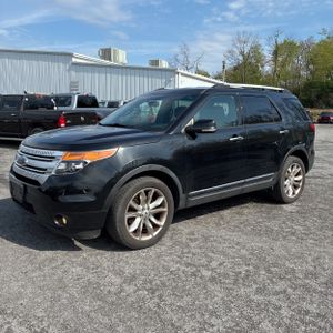 FORD EXPLORER XLT - 1