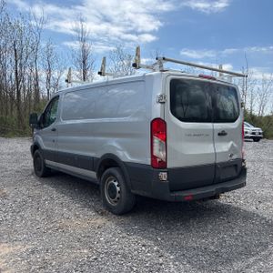FORD TRANSIT 250 - 5