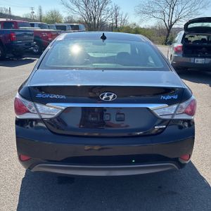 HYUNDAI SONATA HYBRID LIMITED - 7