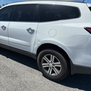 CHEVROLET TRAVERSE LT - 6
