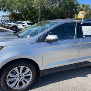 FORD EDGE TITANIUM - 2