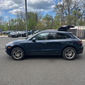 PORSCHE MACAN BASE - 3
