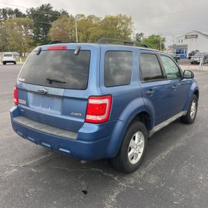 FORD ESCAPE XLT - 8
