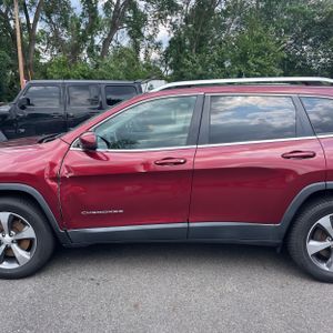 2019 JEEP CHEROKEE LIMITED — фото 4