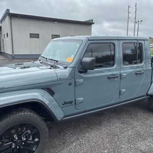 JEEP GLADIATOR NIGHTHAWK - 2