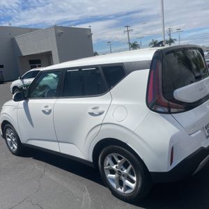 KIA SOUL LX - 6