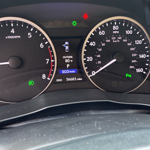 صورة 42 لـ 2014 Lexus ES 350 BASE