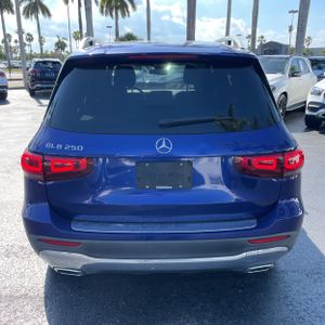 MERCEDES-BENZ GLB - 7