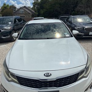 2019 KIA OPTIMA LX — миниатюра 15