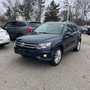 VOLKSWAGEN TIGUAN S 4MOTION - 1