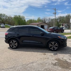 FORD ESCAPE HYBRID SE - 10