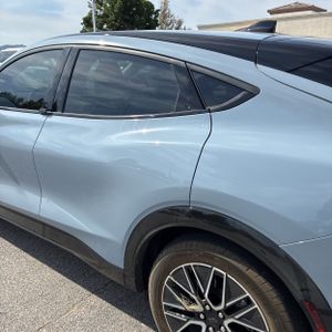 FORD MUSTANG MACH-E PREMIUM - 6