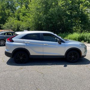 2023 Mitsubishi ECLIPSE CROSS LE photo 10