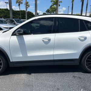 صورة 4 لـ 2021 Mercedes-BENZ GLA
