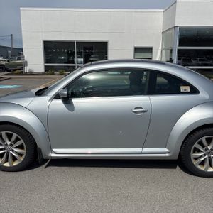 VOLKSWAGEN BEETLE TDI - 4