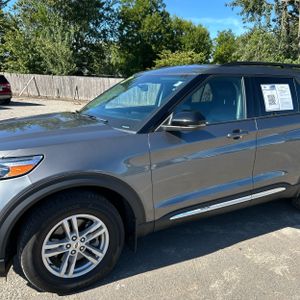 2023 FORD EXPLORER XLT 照片 2