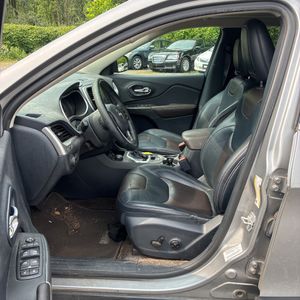 2016 JEEP CHEROKEE LIMITED — миниатюра 32