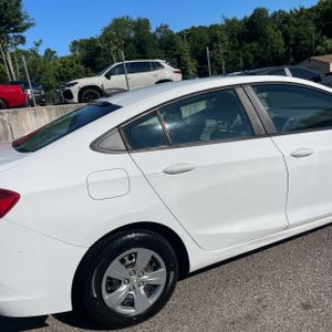 صورة 8 لـ 2017 Chevrolet CRUZE LS AUTO