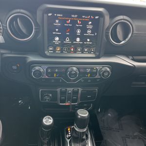 2020 JEEP GLADIATOR OVERLAND — миниатюра 41
