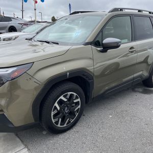 2025 Subaru FORESTER PREMIUM — фото 2